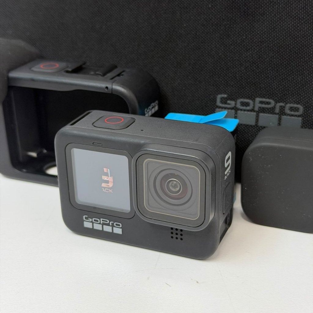 Foto 3 van GoPro Hero 9 Black + veel Accessoires | Nette staat