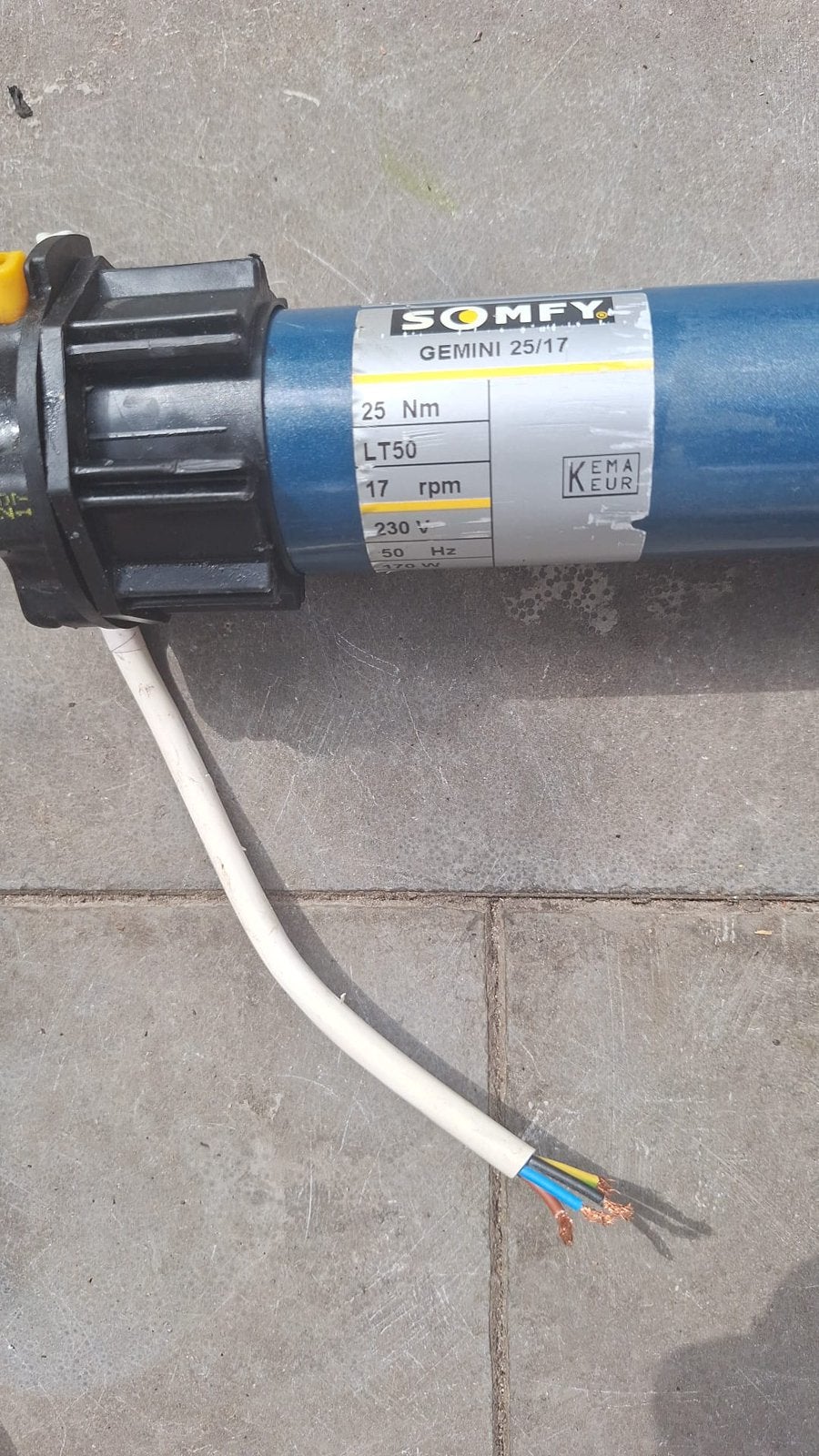 SOMFY motor voor rolluik., Doe-het-zelf en Verbouw, Rolluiken, Ophalen of Verzenden, Gebruikt, Overige kleuren, Minder dan 100 cm
