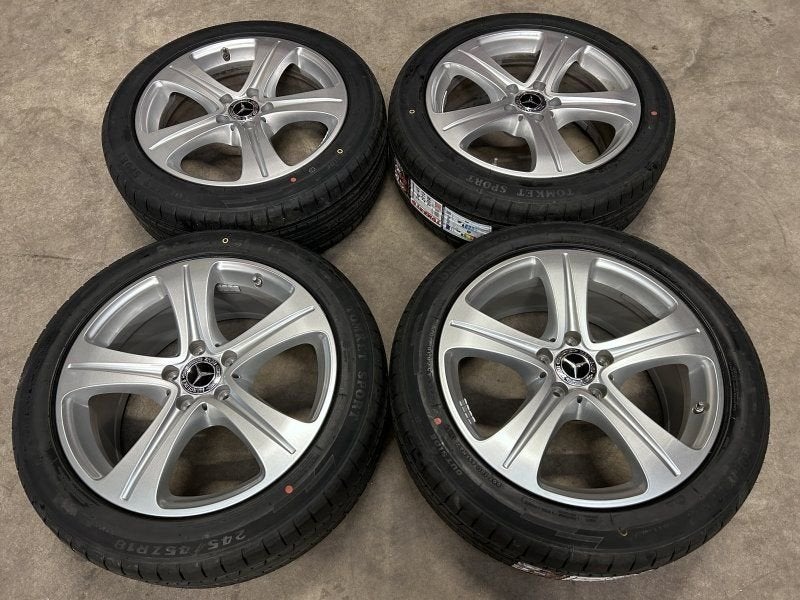 18 inch originele velgen + nieuwe zomerbanden Vito, 18 inch, Gebruikt, -, -