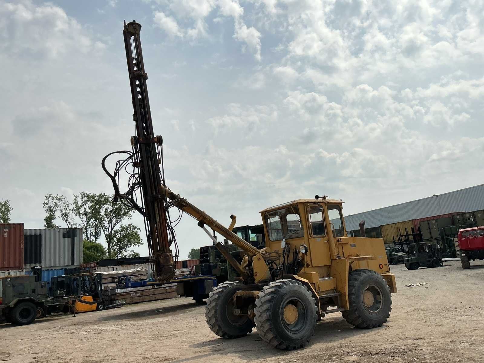 1981 Ahlmann AS12 Shovel, Wiellader of Shovel