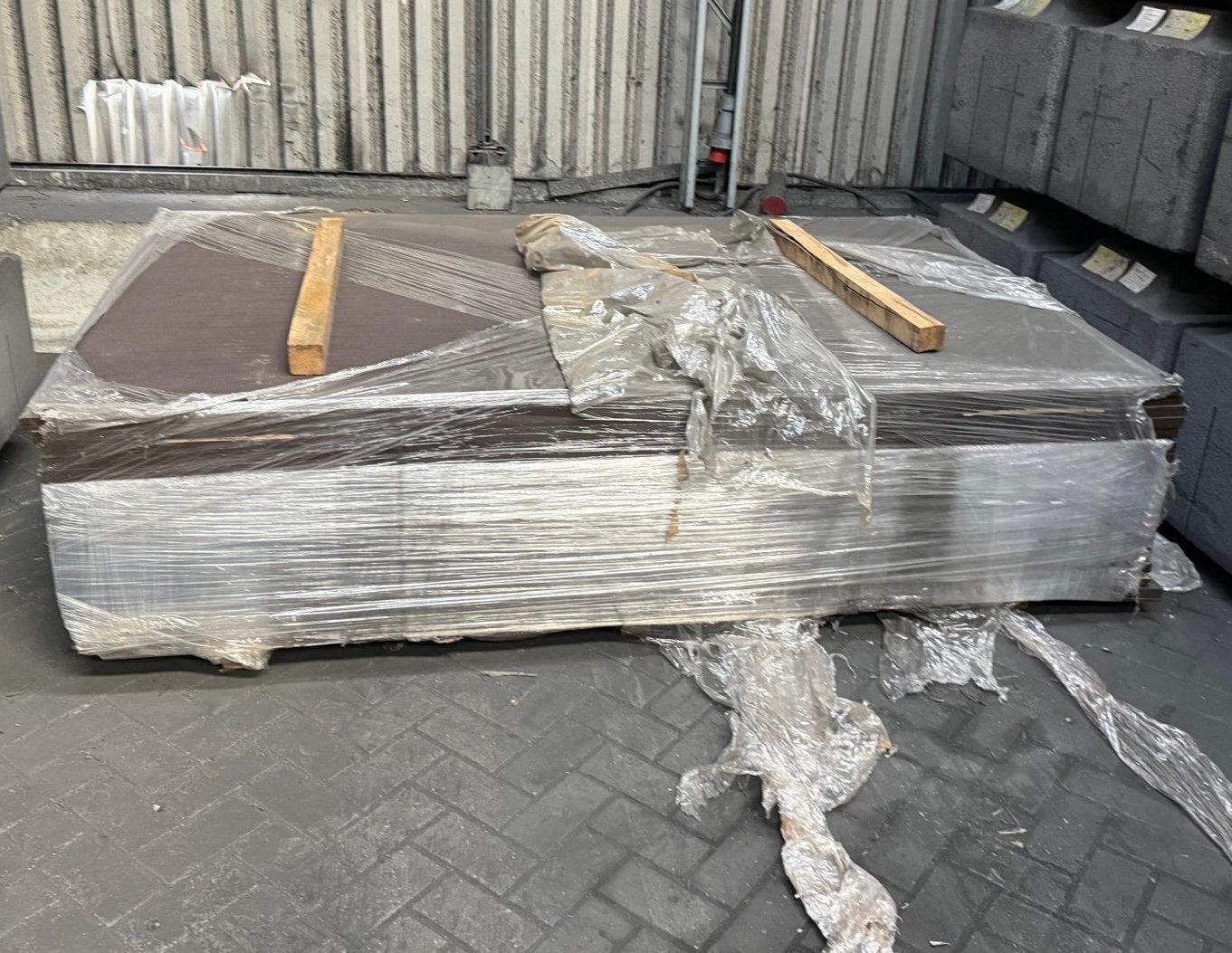 Betonplex 27x1500x2395, Ophalen, Zo goed als nieuw, Betonplex, 20 tot 50 mm