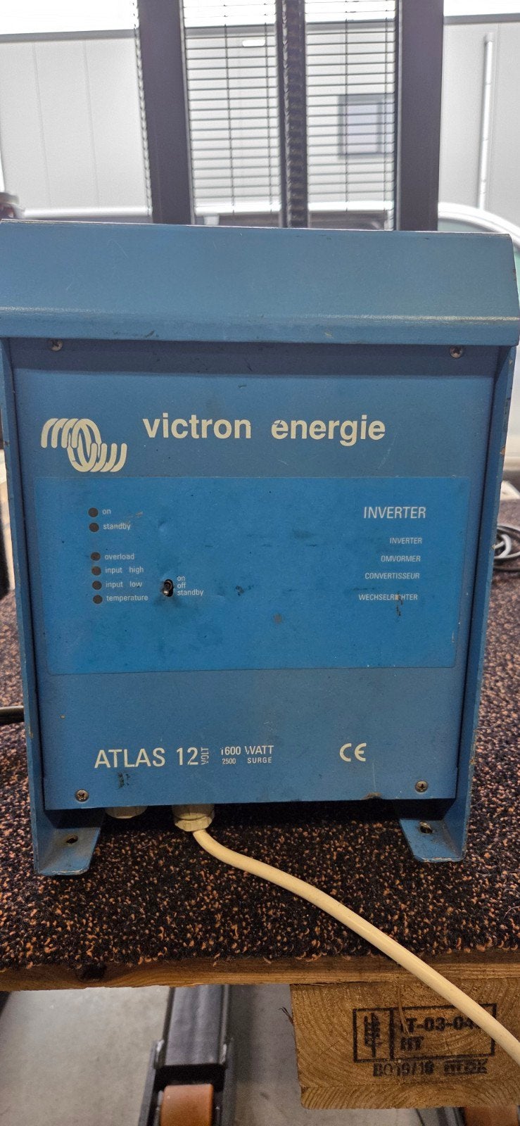 Victron Atlas 12V 1600W Omvormer, Ophalen of Verzenden, Gebruikt