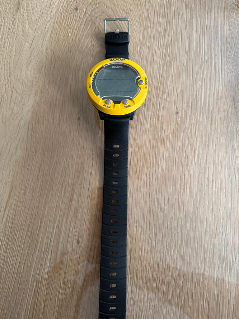 Suunto Zoop duikcomputer - Geel/Zwart, Ophalen of Verzenden, Gebruikt, Geel, Android