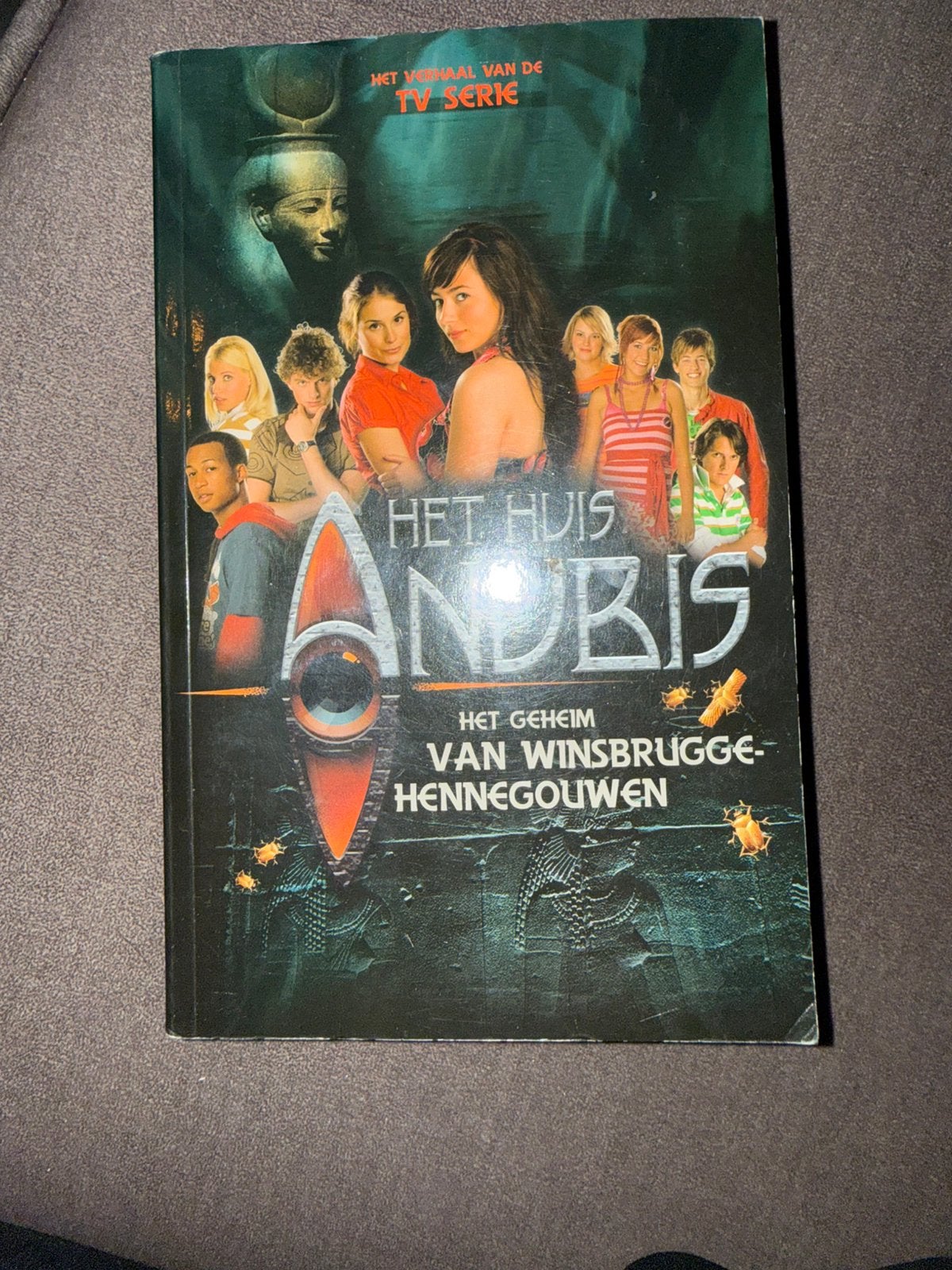 Het huis anubis, Ophalen, Zo goed als nieuw