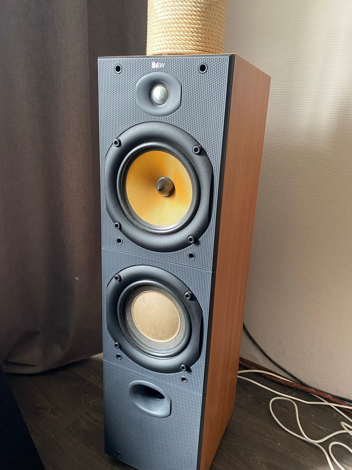 B&W Vloerstaande Luidspreker DM603 S2 incl. spikes, Ophalen, Vloerstaande luidspreker, Gebruikt, Bowers & Wilkins (B&W)