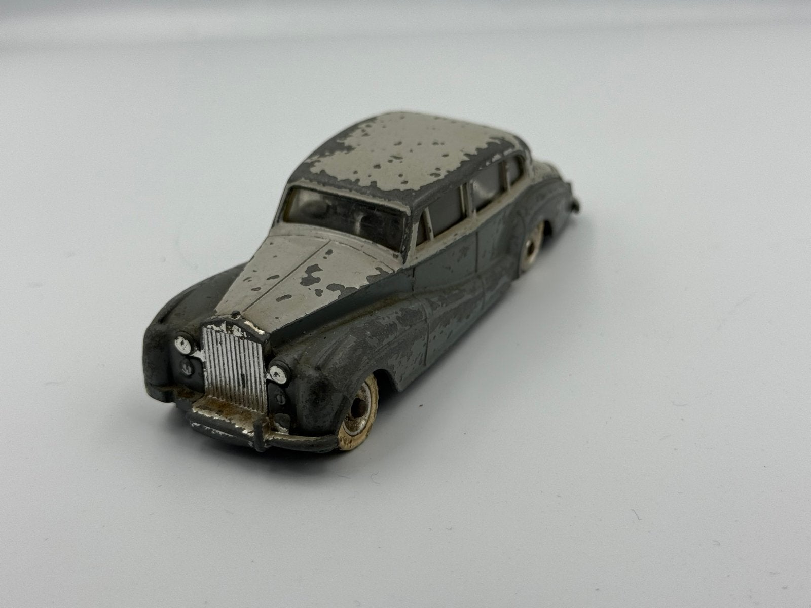 Dinky Toys Rolls Royce silver wraith, Ophalen of Verzenden, Zo goed als nieuw, Auto, Dinky Toys