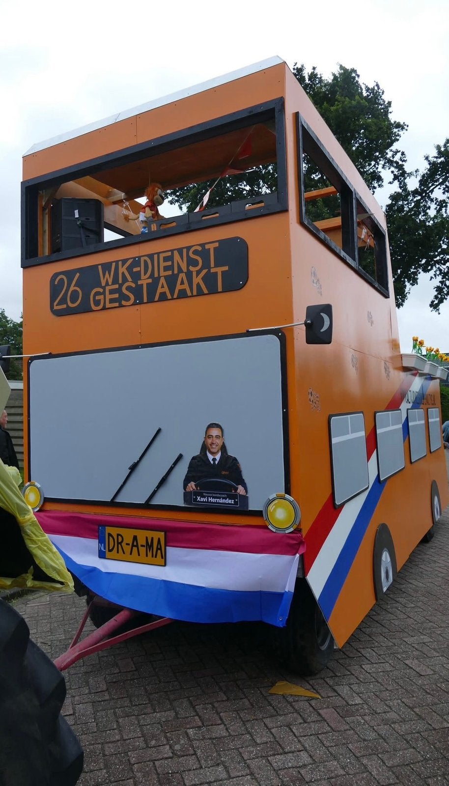 Te koop! versierde wagen + onderstel, Ophalen, Carnaval