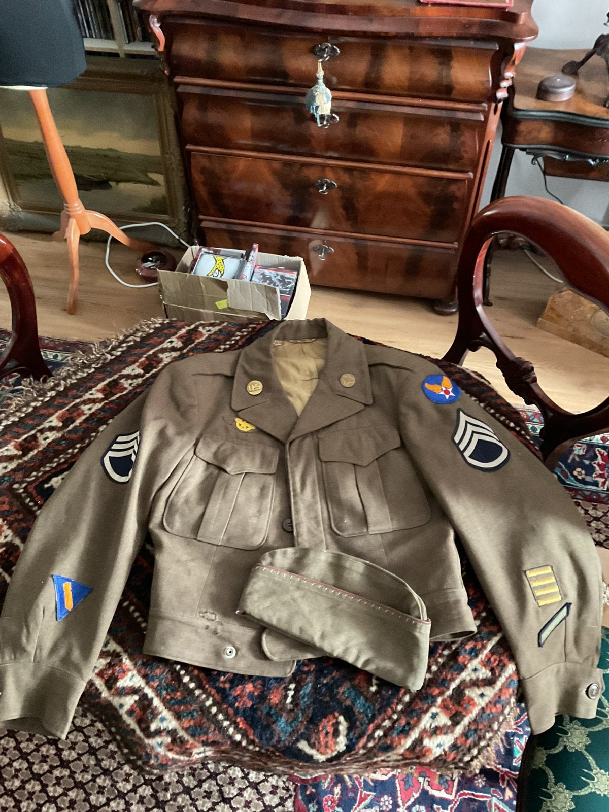 Usaaf sergeant jasje en schuitje., Verzamelen, Ophalen, Kleding of Schoenen
