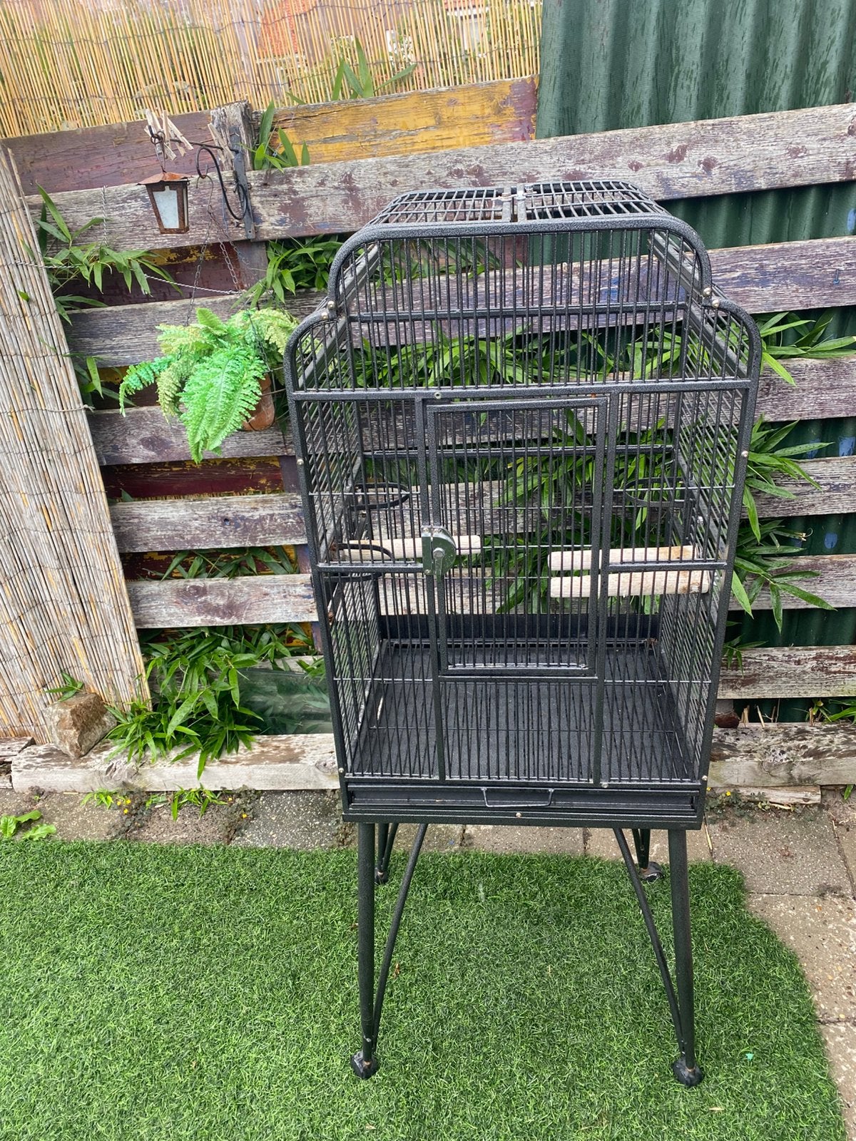 Vogelkooi plus alle toebehoren, Ophalen, Zo goed als nieuw, Aluminium, Vogelkooi