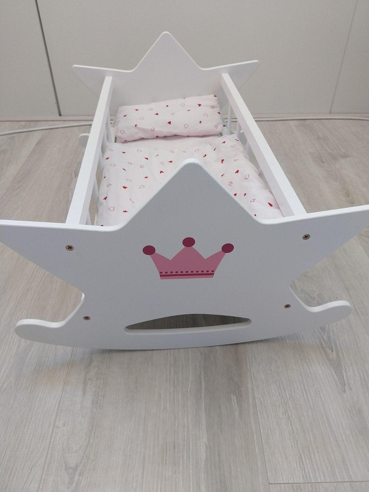 Poppenbedje met kroon - 58x27 cm, Ophalen, Zo goed als nieuw