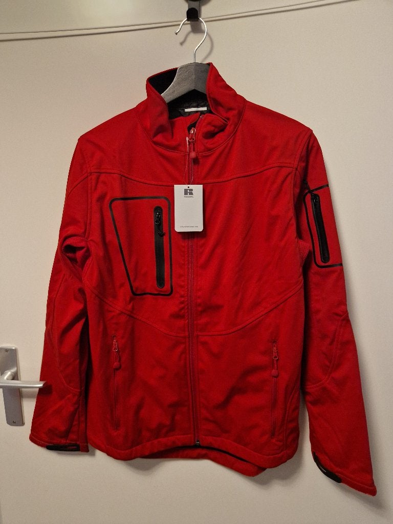 NIEUW: heren softshell jas russell, Kleding | Heren, Jassen | Zomer, Maat 52/54 (L), Nieuw, Ophalen of Verzenden, Russell