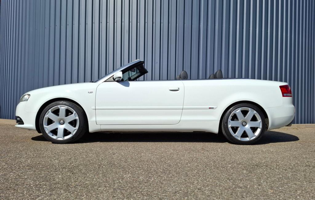 Audi A4 2.0 Tfsi Cabrio 2007 handgeschakeld!!!, Voorwielaandrijving, 4 cilinders, A4, Wit