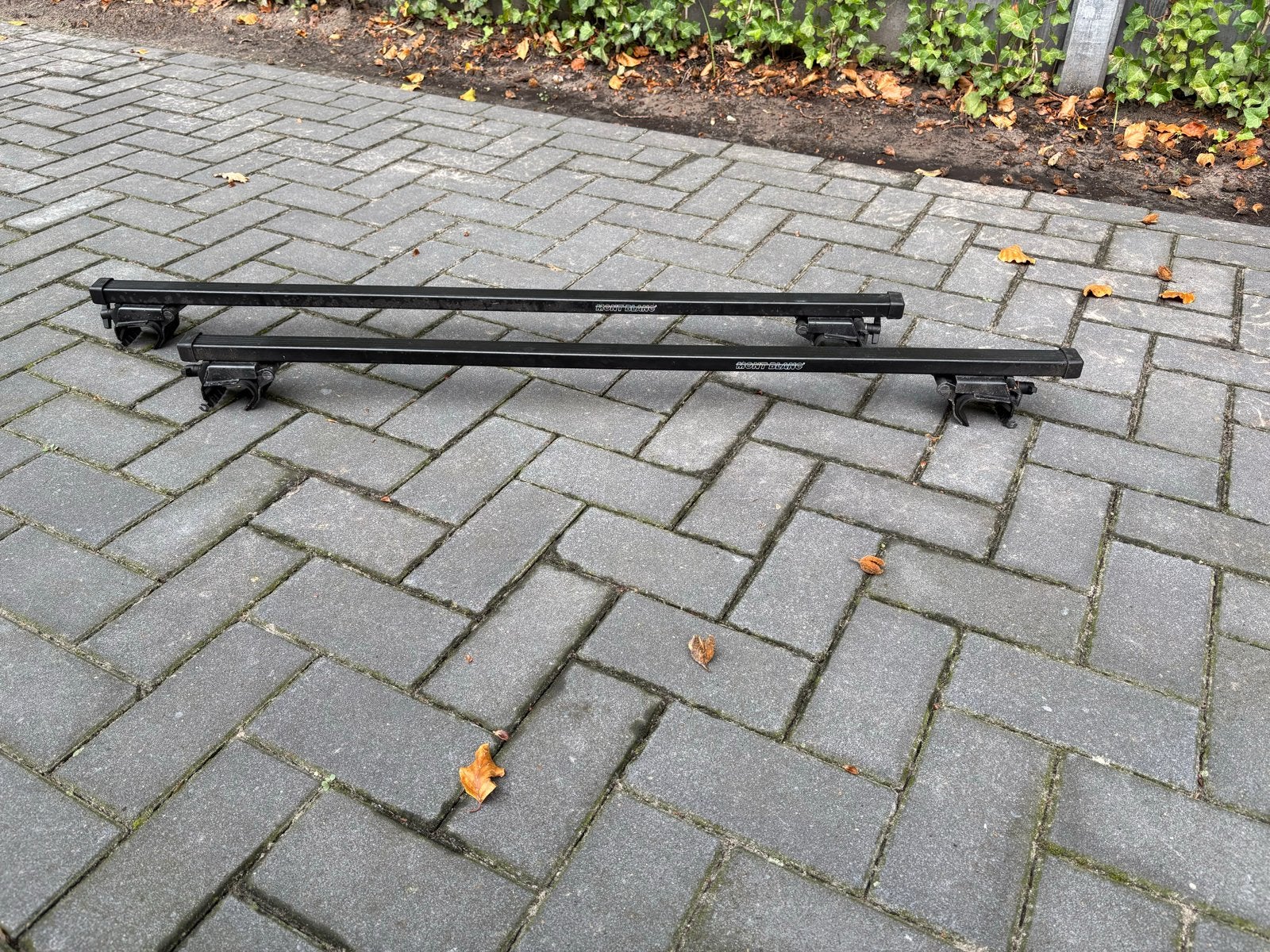Hapro Carver dakkoffer met dakdragers universeel, Ophalen, Gebruikt