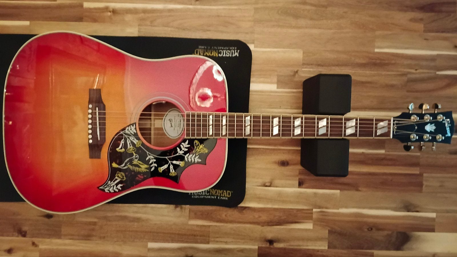 Gibson Hummingbird 2025 VCS Gitaar met Koffer, Muziek en Instrumenten, Ophalen, Zo goed als nieuw, Western- of Steelstringgitaar