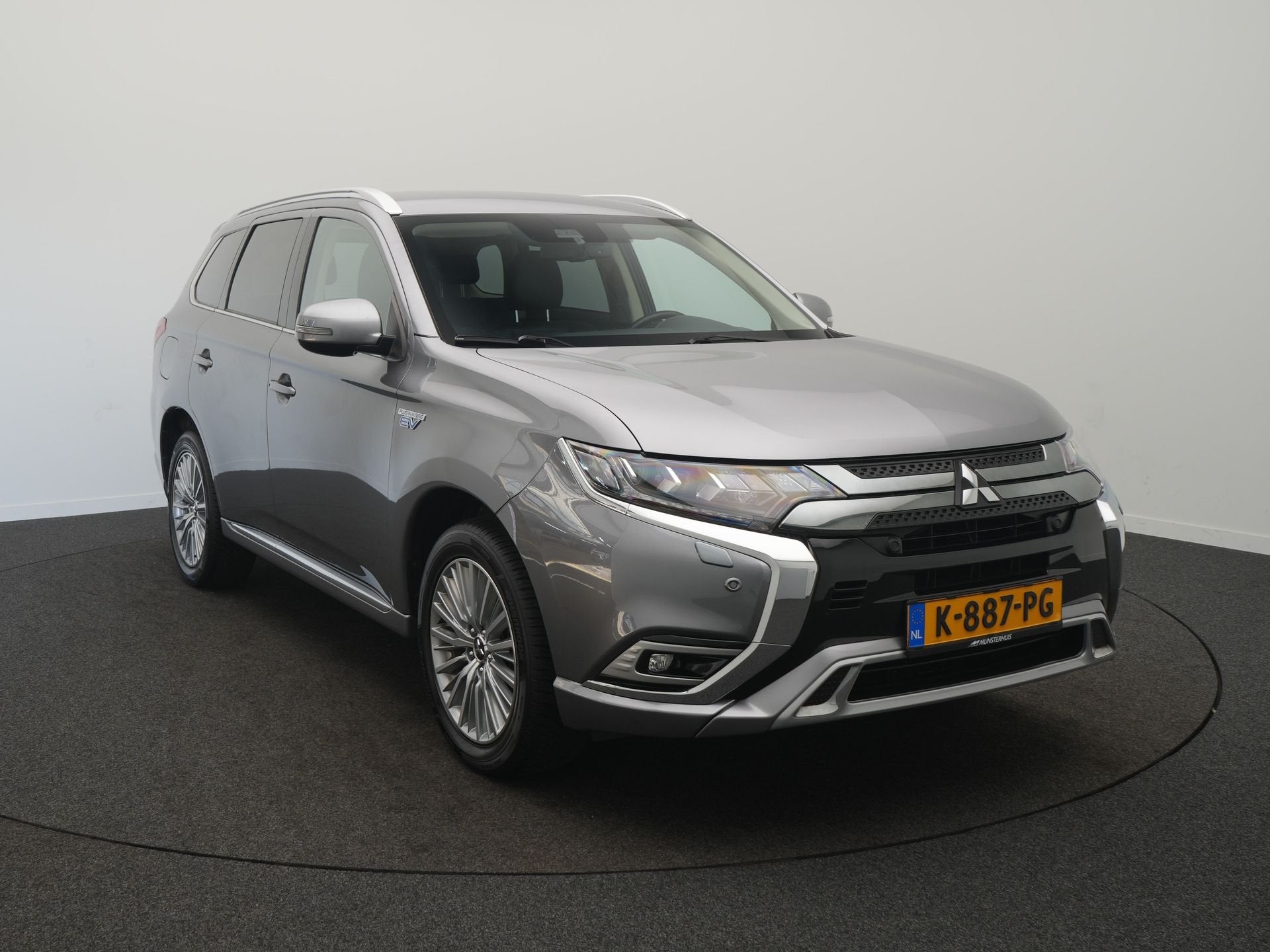 Mitsubishi Outlander 2.4 PHEV Pure+ - RIJKLAARPRIJS - All Se, Auto's, Automaat, 12 maanden, Overige brandstoffen, 120 €/maand