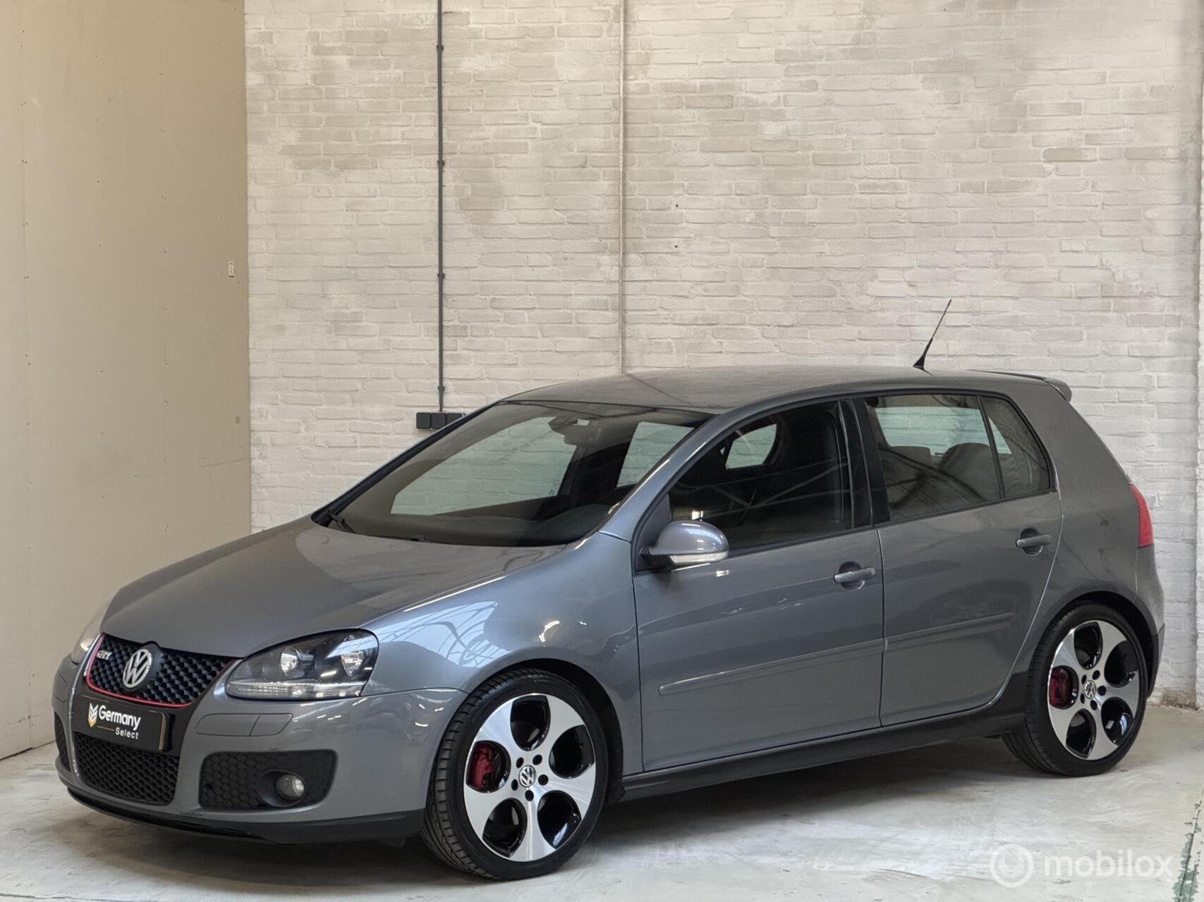 Volkswagen Golf 5 2.0 TFSI GTI 5DR | Stoelverwarming | 18”, Stof, Gebruikt, Zwart, 4 cilinders