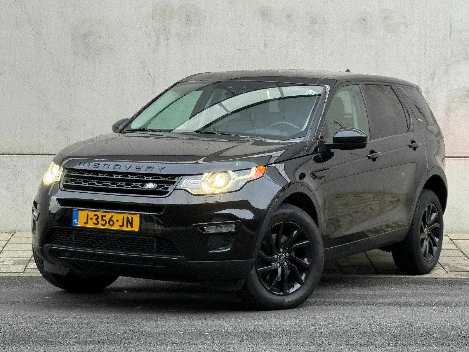 Land Rover Discovery Sport 2.0 Si4 HSE 7 Persoons, Pano, Auto's, Land Rover, Particulier, 4x4, ABS, Achteruitrijcamera, Airconditioning