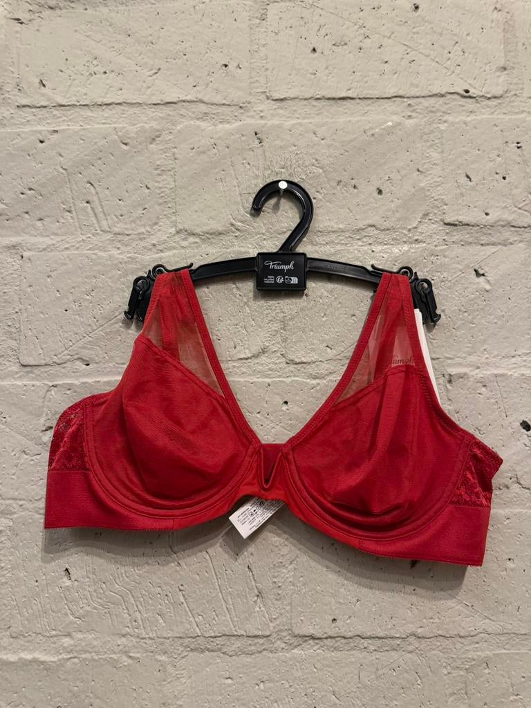 Triumph bh 85A NIEUW!! Nu €20, Ophalen of Verzenden, Rood, BH