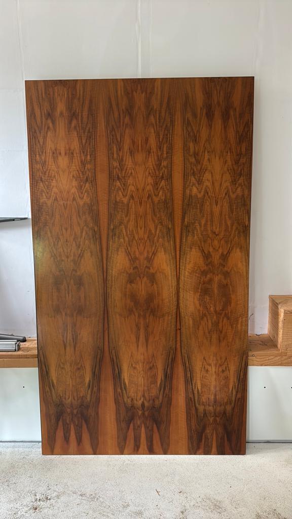 Mooie robuuste tafel, Huis en Inrichting, Tafels | Eettafels, Overige materialen, 100 tot 150 cm, 200 cm of meer, Ophalen of Verzenden