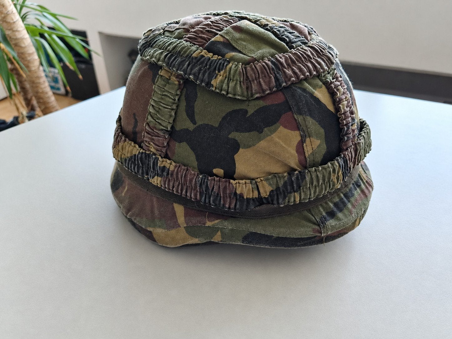 Defensie ballistische gevechtshelm, Ophalen of Verzenden, Landmacht, Nederland, Kleding of Schoenen