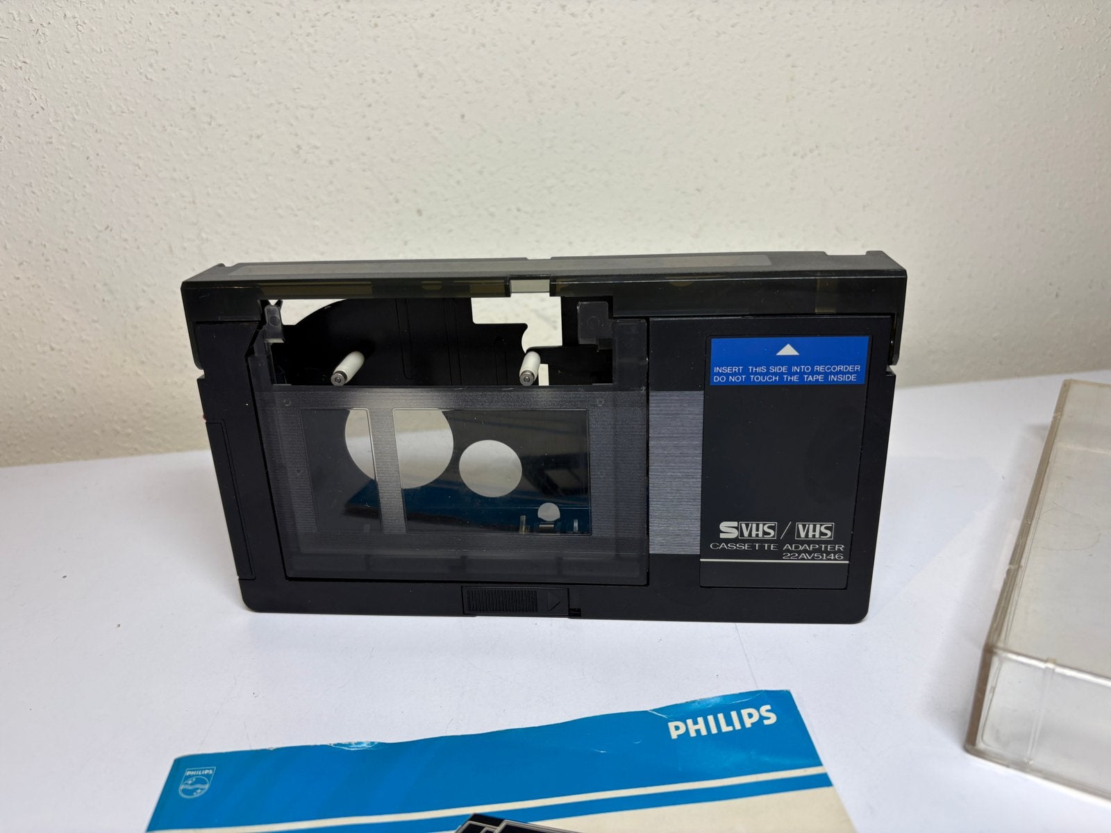 Philips S-VHS / VHS Cassette Adapter 22 AV 5146/00, Ophalen of Verzenden, Zo goed als nieuw, Overige typen