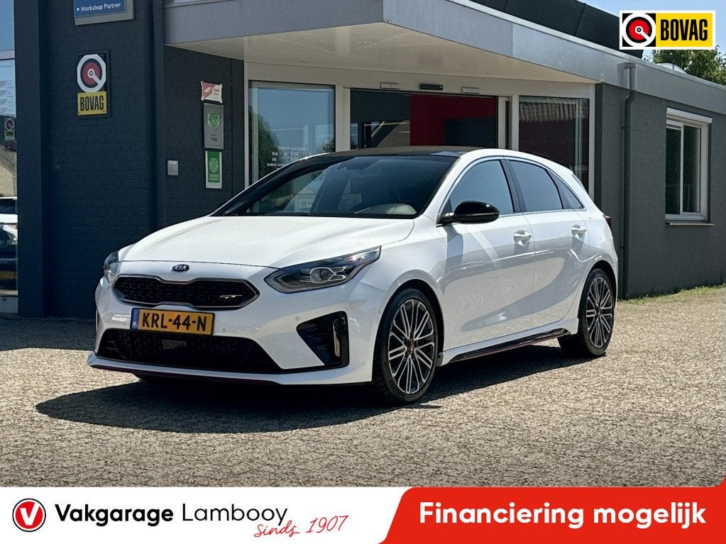 Kia Ceed 1.6 T-GDi GT 204PK Pano Memory JBL Adaptive-cruise, Gebruikt, 4 cilinders, Wit, Bedrijf