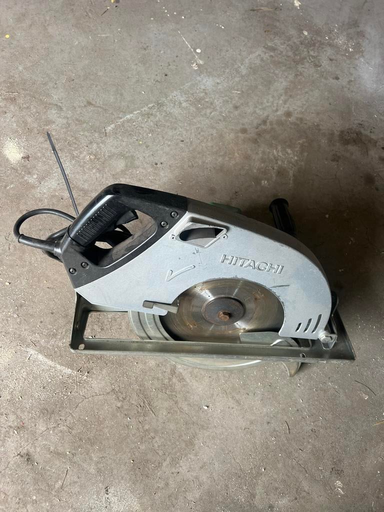 Hitachi Cirkelzaag C 13U, Doe-het-zelf en Verbouw, Gereedschap | Zaagmachines, Gebruikt, Cirkelzaag, Ophalen