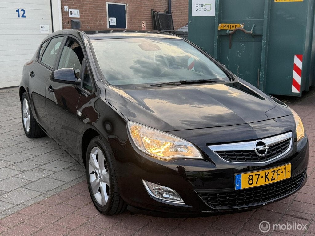 Opel Astra 1.4 Turbo Edition, Voorwielaandrijving, Euro 5, Gebruikt, 680 kg
