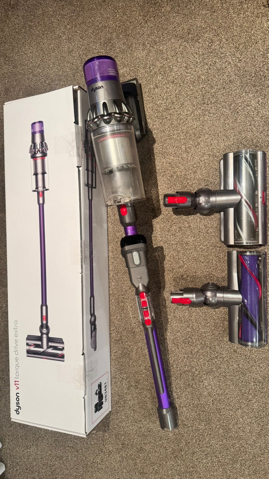 Dyson v11 met nieuwe stofzuiger voet steelstofzuiger, Witgoed en Apparatuur, Ophalen of Verzenden, Steelstofzuiger, Dyson