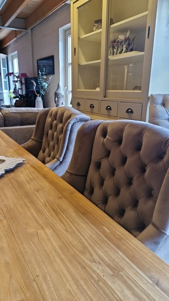 VOORRAAD 4 Landelijke Eetkamerstoelen Victoria Stof Taupe (8, Overige kleuren, Nieuw, Ophalen of Verzenden, Vier