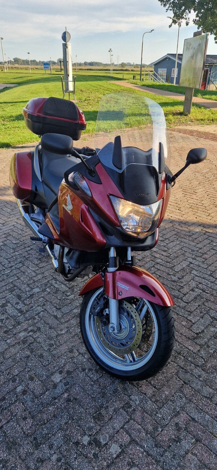Te koop Honda Deauville NT700V, Particulier, Toermotor