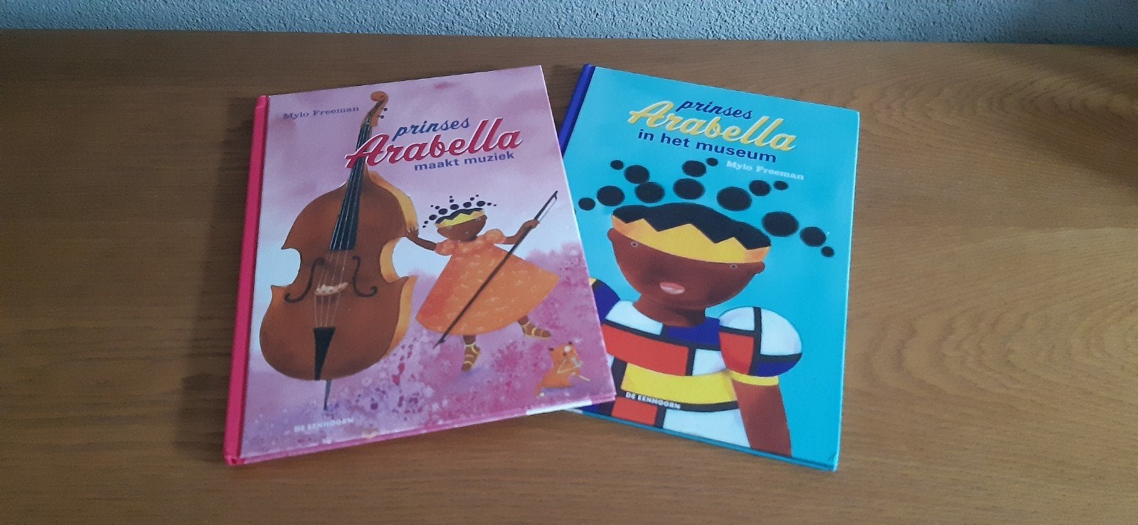 2x prentenboek Prinses Arabella, Ophalen, Zo goed als nieuw, Verhalen
