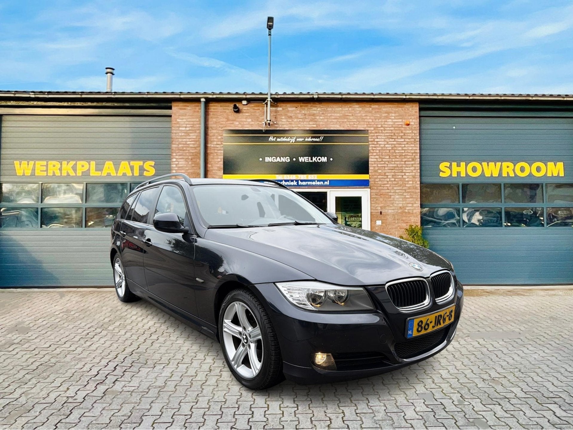 BMW 3-serie Touring 320i *NL-Auto*Trekhaak*Nwe A.P.K.*, Achterwielaandrijving, 4 cilinders, Blauw, Origineel Nederlands