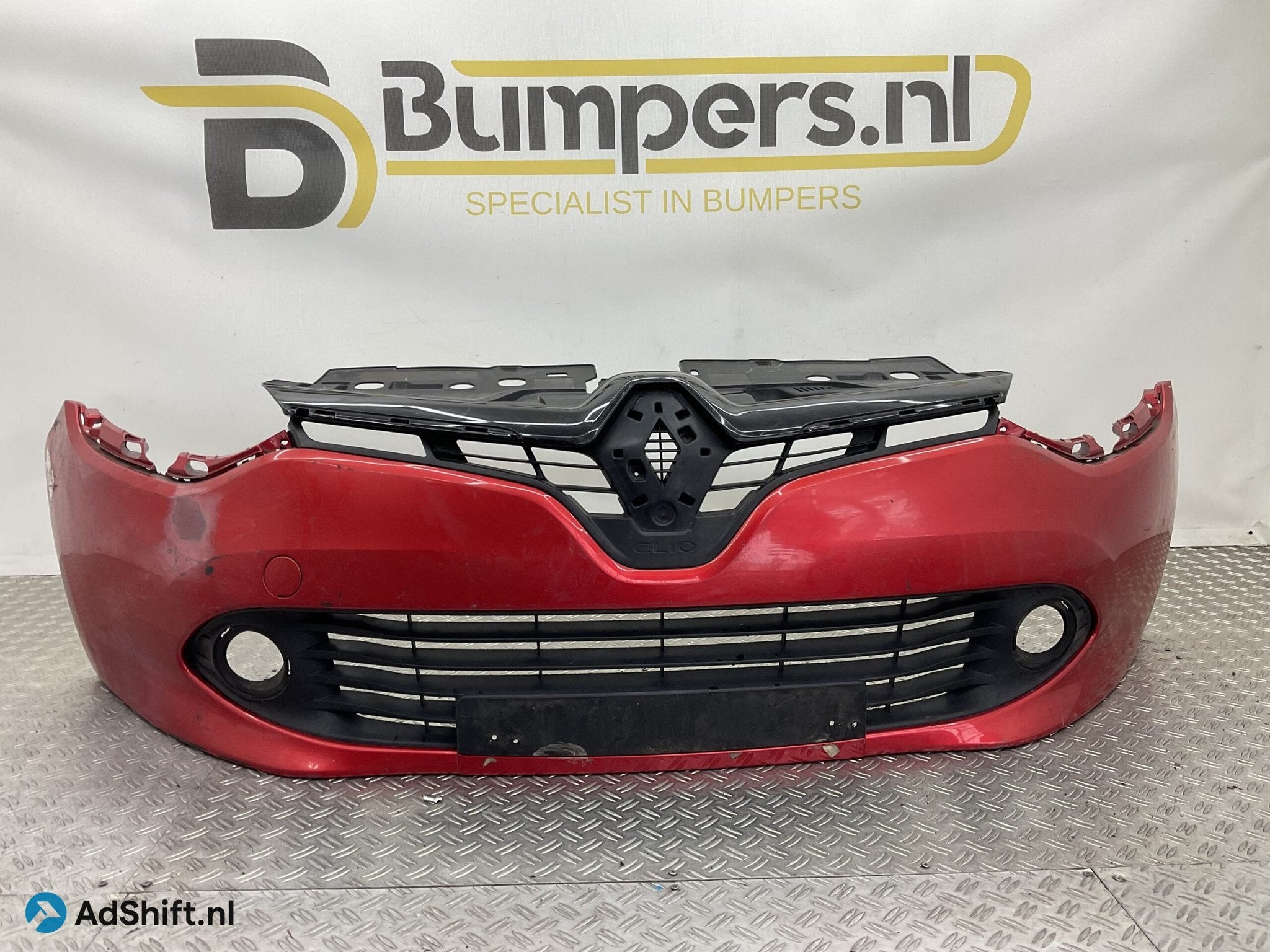 Bumper Renault Clio 4 2012-2015 620221112R Voorbumper F4-178, Auto-onderdelen, Bumper