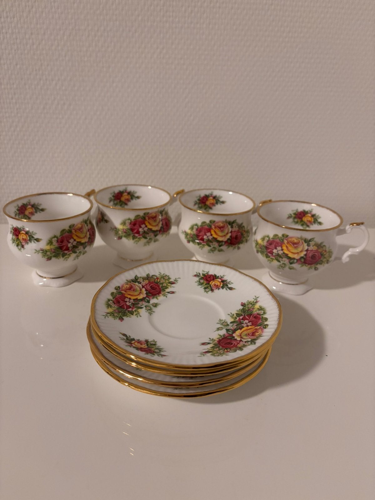 Vintage kop en schotels. Elizabethan. Fine bone China, Ophalen of Verzenden