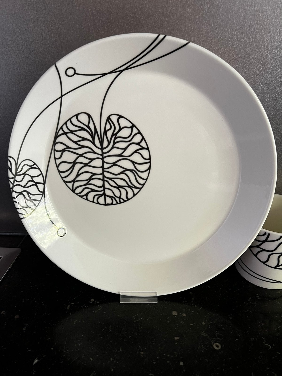 Iittala Marimekko BOTTNA Dinerbord Anna Danielsson Ø26 NWST, Huis en Inrichting, Keuken | Servies, Ophalen of Verzenden, Zo goed als nieuw