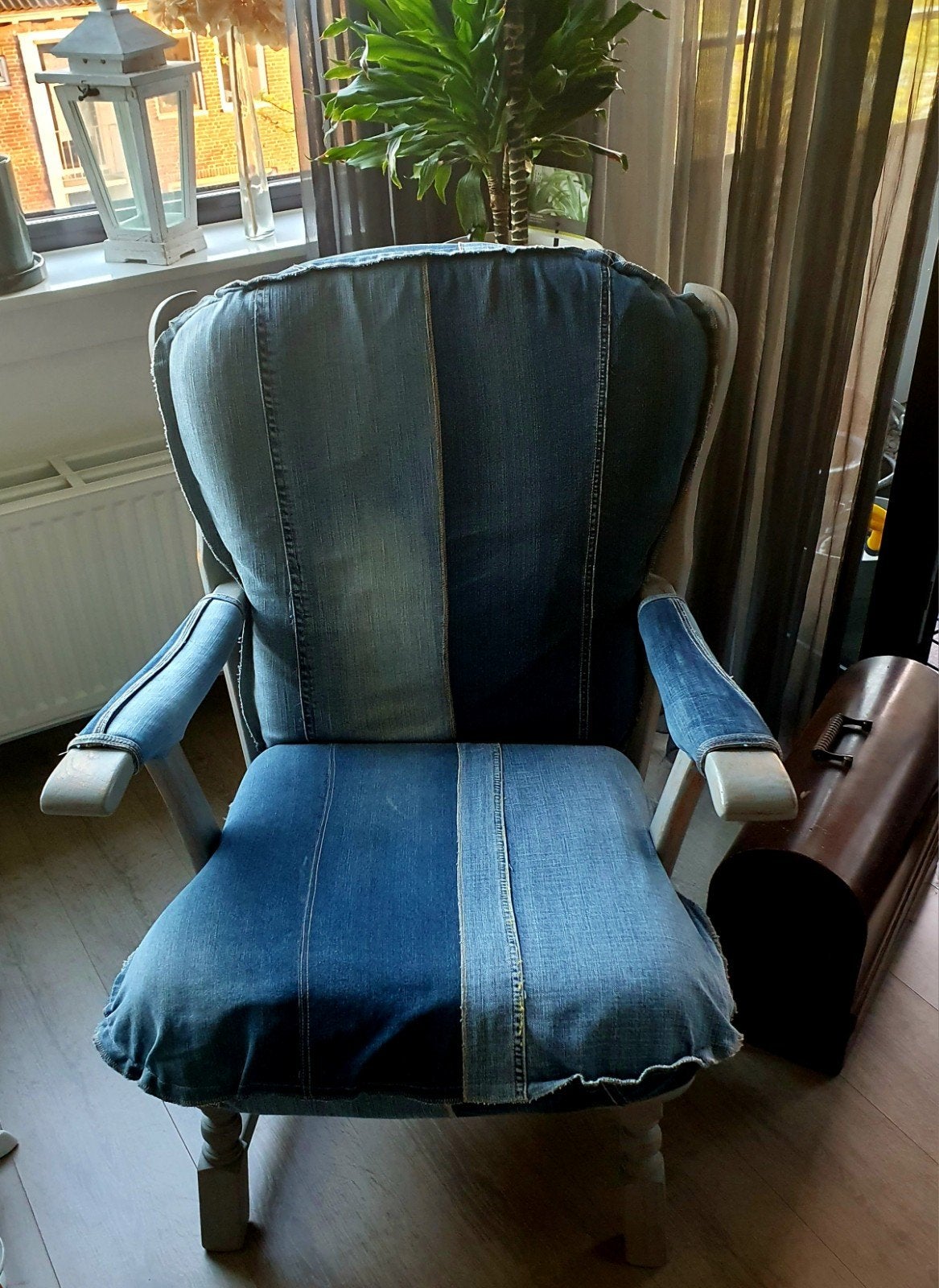 Unieke fauteuil met denim bekleding en houten frame, Ophalen, Gebruikt, Blauw, Stof