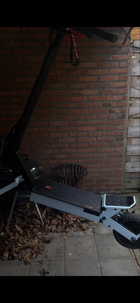 Kukirin g 2 (E-scooter), Fietsen en Brommers, Ophalen of Verzenden, Zo goed als nieuw, Elektrische step (E-scooter)