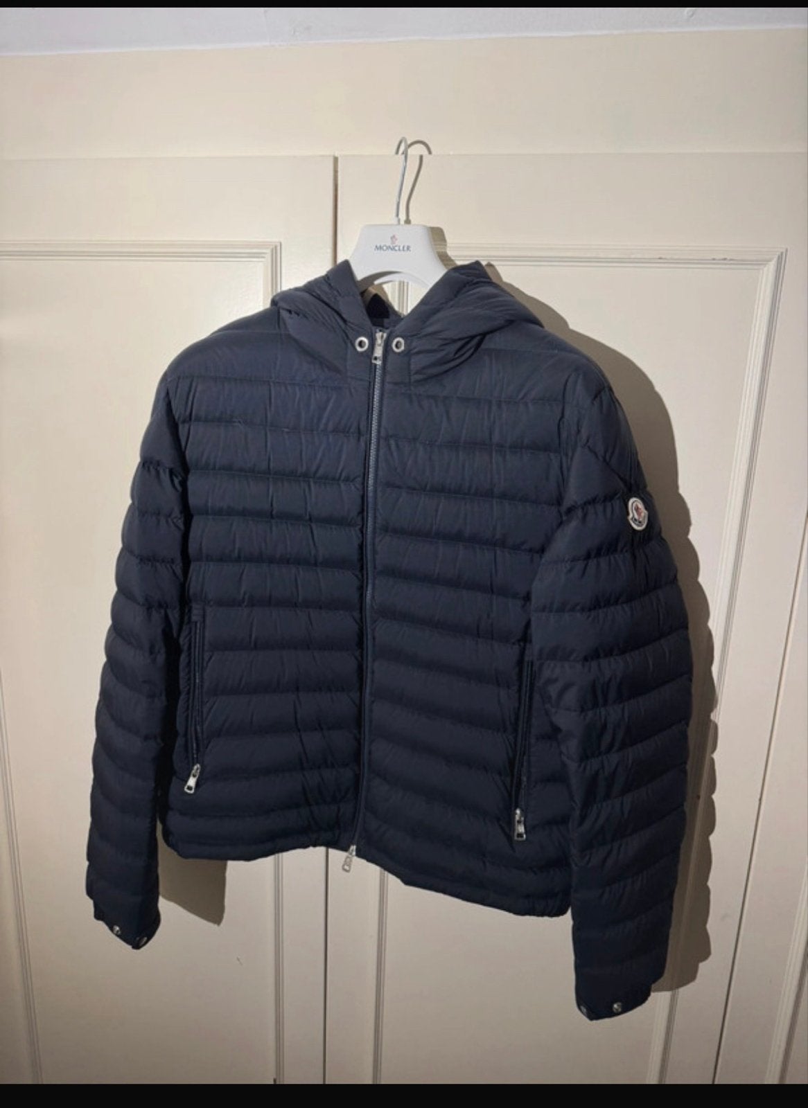 Moncler Longue Saison Donsjas, Ophalen of Verzenden, Zo goed als nieuw, Maat 56/58 (XL), Blauw