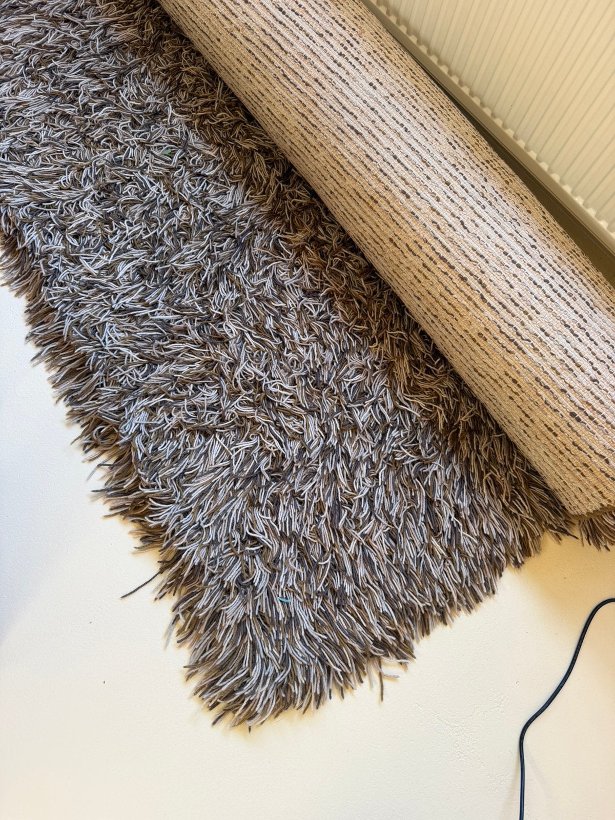 Hoogpolig wollen vloerkleed 250x350cm, Huis en Inrichting, Stoffering | Tapijten en Kleden, Ophalen, Gebruikt, Bruin, 200 cm of meer
