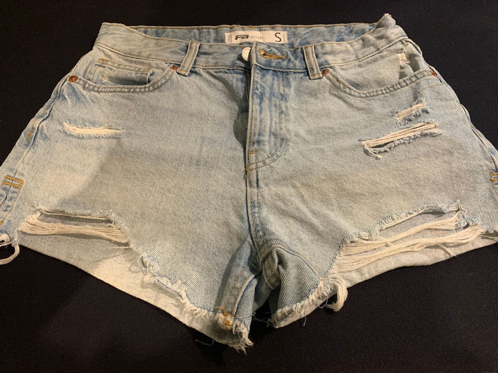 FB Sister denim shorts - Maat S, Kleding | Dames, Kort, Blauw, Ophalen of Verzenden, Zo goed als nieuw