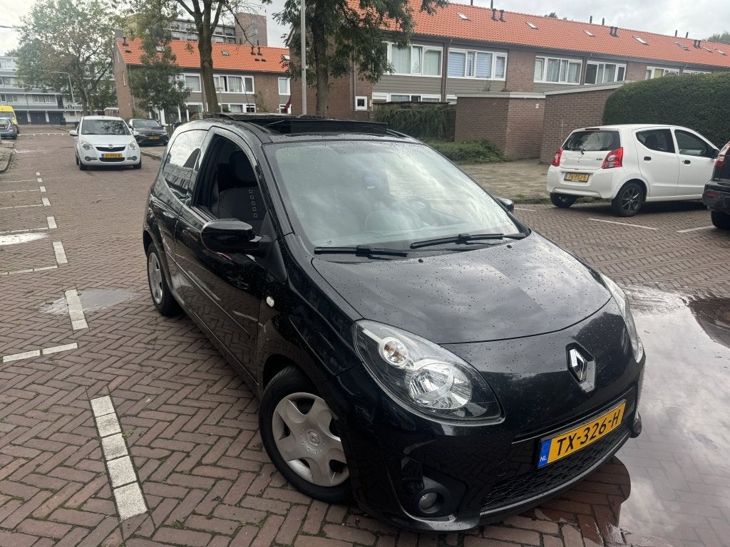Renault Twingo 1.2-16V Night & Day Pano BT Netjes (bj 2011), Voorwielaandrijving, Euro 5, Twingo, 31 €/maand