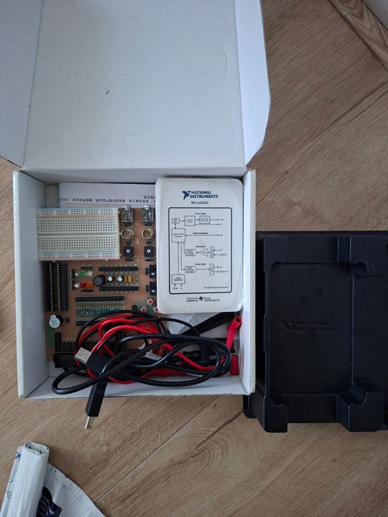 MyDAQ, 2x Arduino, weerstanden en electronica starterkit, Hobby en Vrije tijd, Elektronica-componenten, Gebruikt, Ophalen of Verzenden