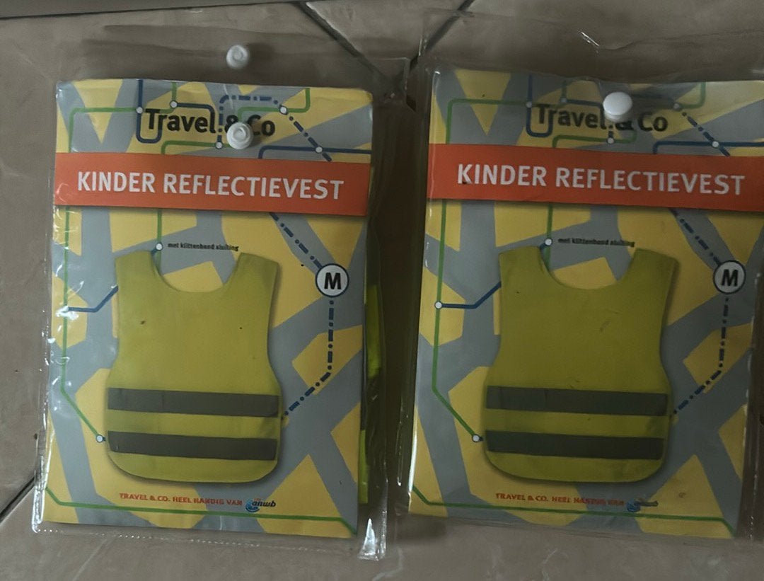 2 gele reflectie vesten maat M voor kinderen nieuw 128/140, Ophalen of Verzenden, Zo goed als nieuw