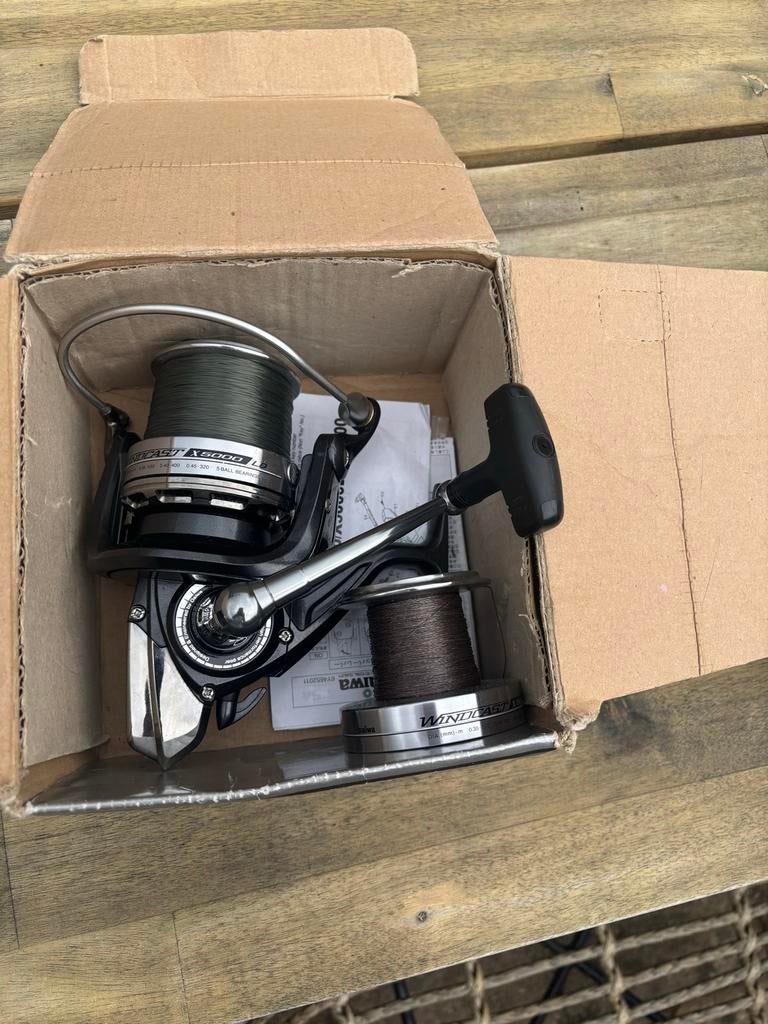 Daiwa Windcast X5000LD Molen met Reserve Spoel, Ophalen of Verzenden, Zo goed als nieuw, Molen
