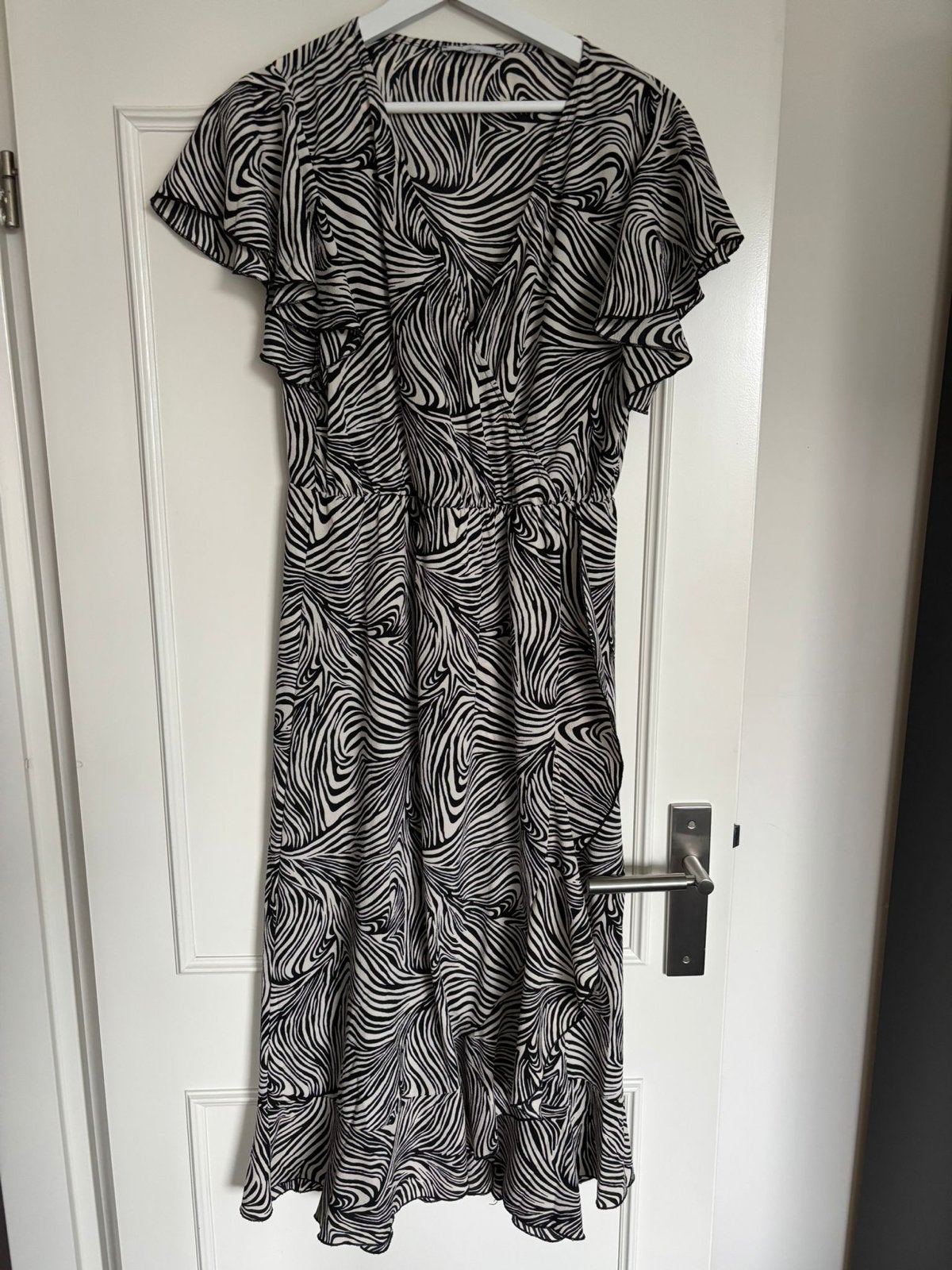 Pigalle jurk met zebraprint, maat 40, Maat 38/40 (M), Zwart, Ophalen of Verzenden, Zo goed als nieuw