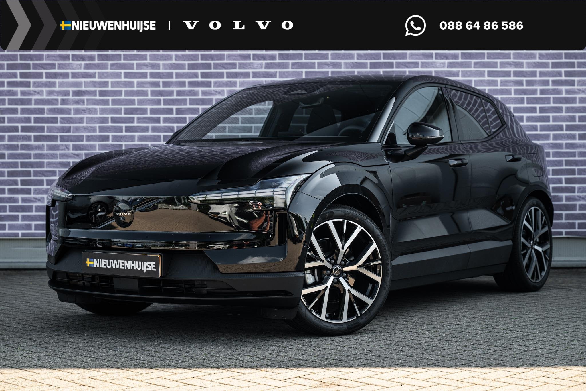 Volvo EX30 Single Motor Extended Range Ultra Black Edition E, Auto's, Volvo, Automaat, Achterwielaandrijving, Automatische klimaatregeling