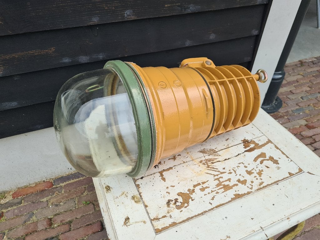 4 Oude industriële explosiefvrije lampen, Hoog 60 cm, Antiek en Kunst, Antiek | Lampen, Ophalen