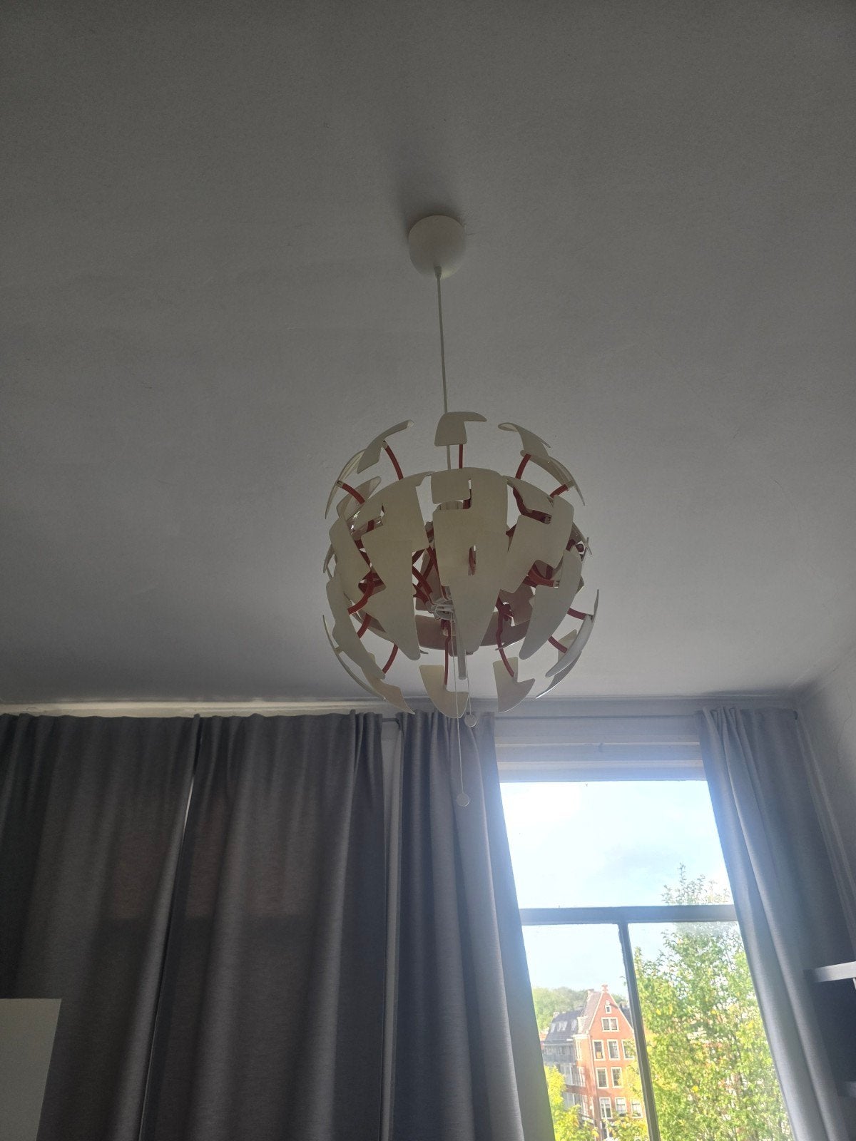 Twee IKEA PS 2014 hanglampen - wit/oranje, Ophalen, Kunststof, E27 (groot), Modern, Scandinavisch, Speels