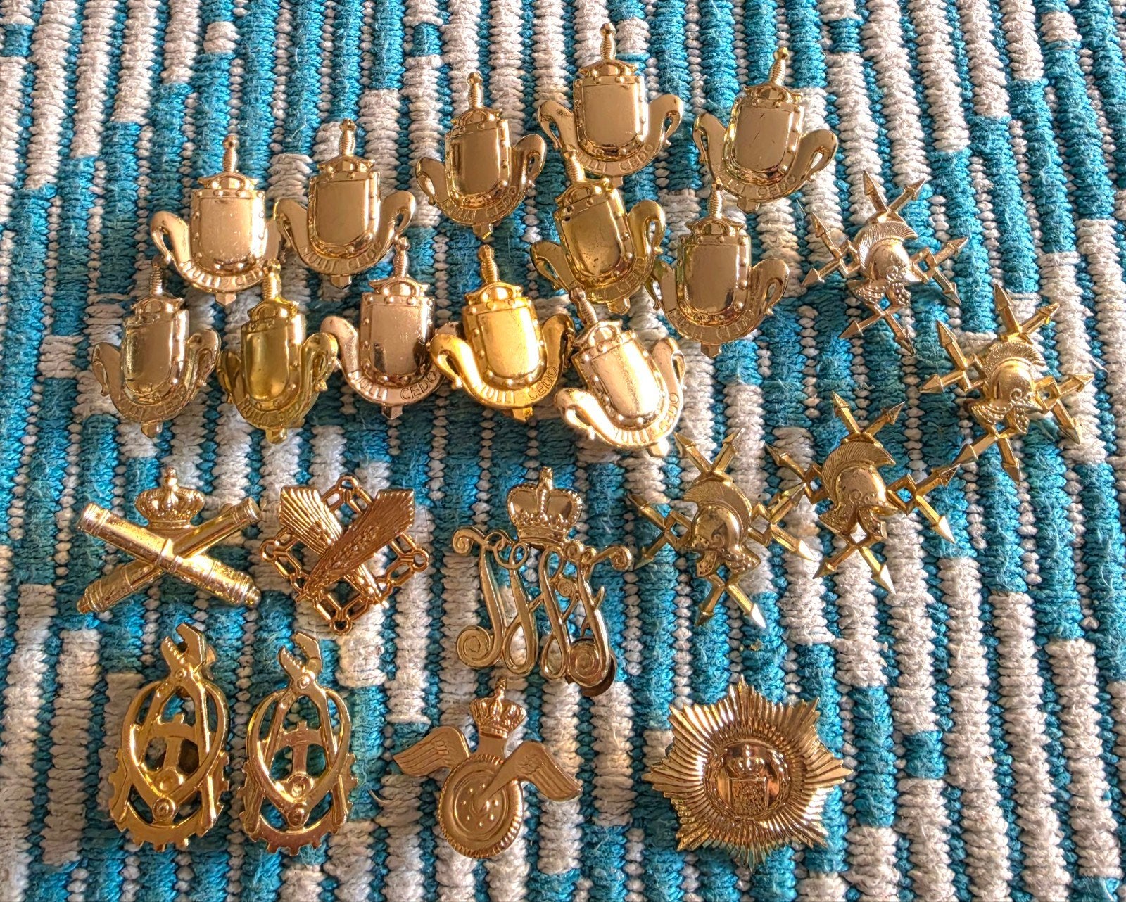 Diverse militaire kraagspiegel emblemen., Ophalen of Verzenden, Landmacht, Overige gebieden, Embleem of Badge